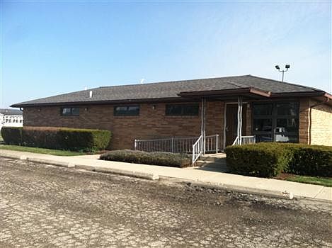 1st image of 400 W Main St