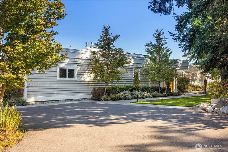 2nd image of 144 Jensen Bay Road
