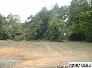 3305 Tuckaseegee Rd, Charlotte, NC 28208