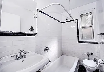 Rented by Urbane Brokerage