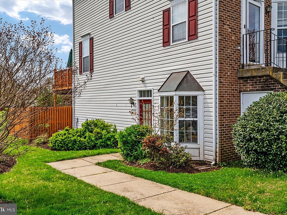 1st image of 1229 Rockland Ct #1229