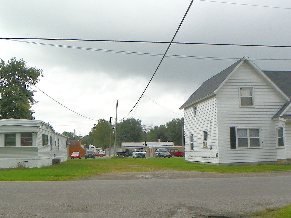 1st image of 524 W Foulke Ave