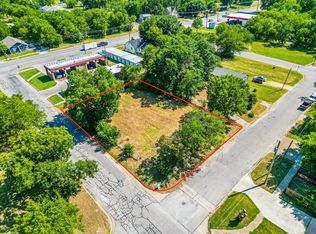 1211 E 6th Ave, Corsicana, TX 75110