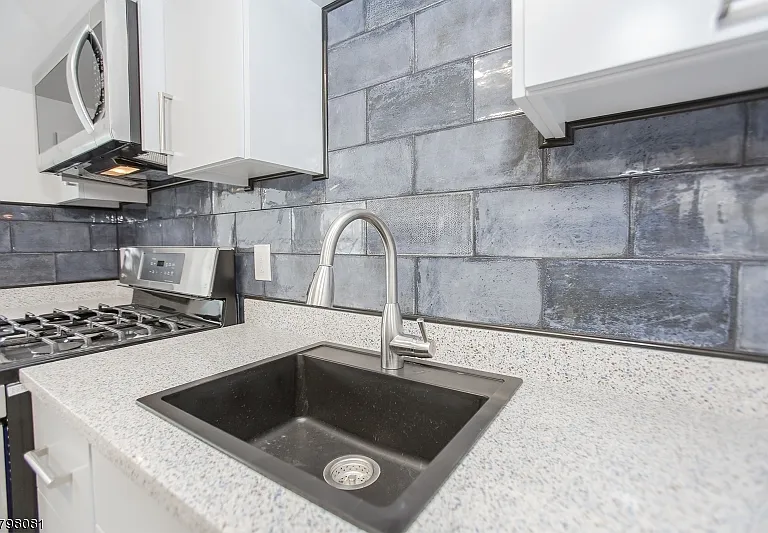 36 N Willow St #3 — Photo 11