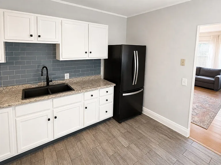 50 Dartmouth St #2 — Photo 9