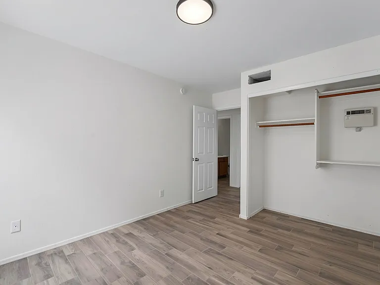 7842 W Boca Raton Rd — Photo 30
