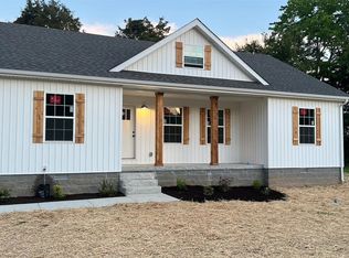 3115 Sharon Grove Rd, Elkton, KY 42220