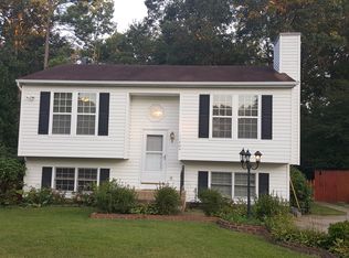 11404 Maplewood Dr, Locust Grove, VA 22508