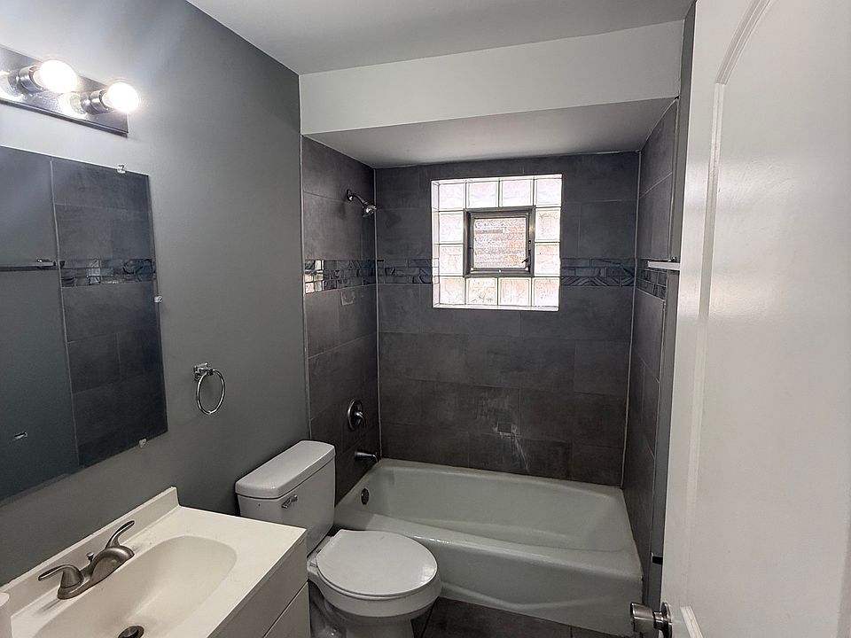 1st image of 1620 Harbor Ave #2W