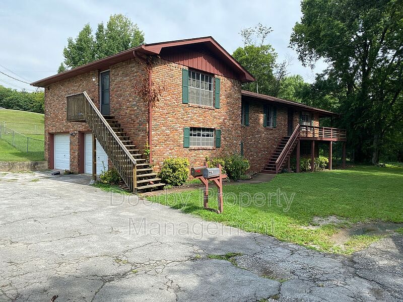 1st image of 4017 Sanders Dr #4017