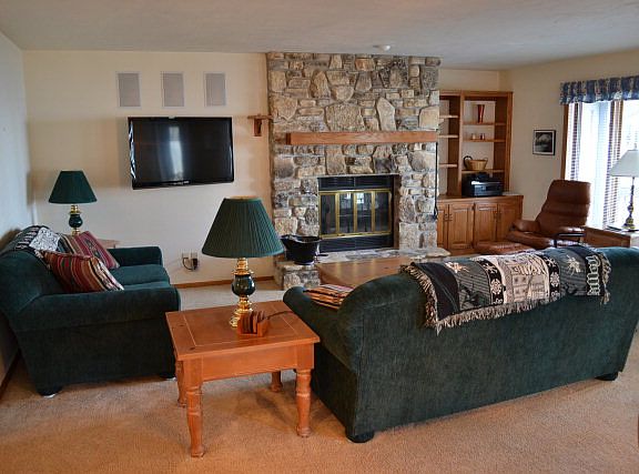 3rd image of 8153 Bay Dr