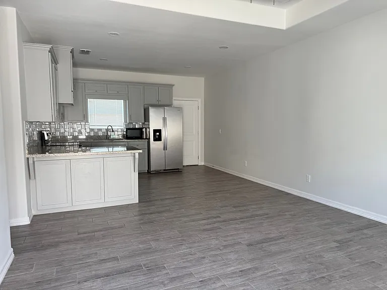 5908 Puffin Ave #2 — Photo 4
