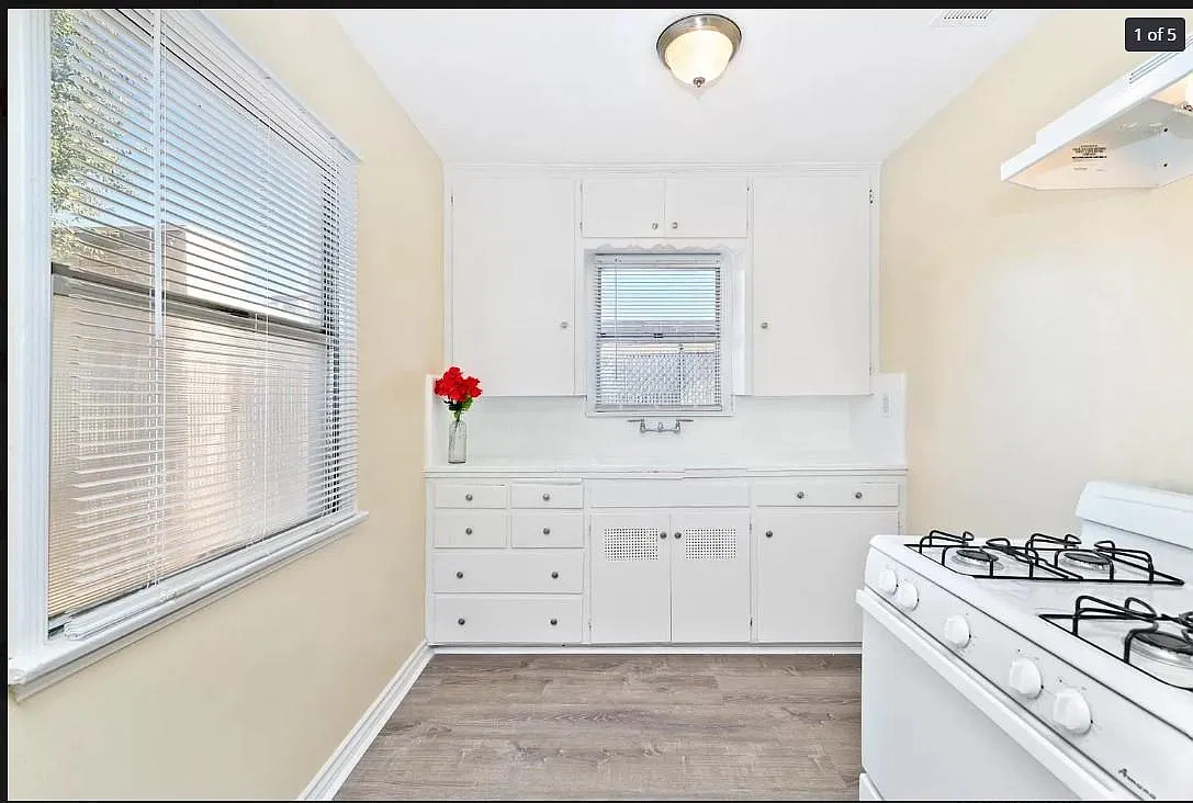 Studio, 500 sqft, $1,295 — Photo 4