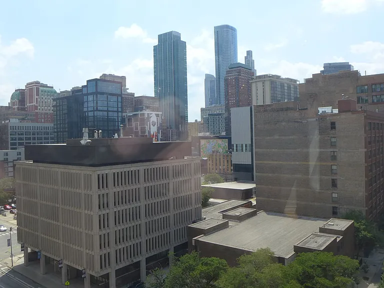 537 S Dearborn Terminals Building — Photo 42