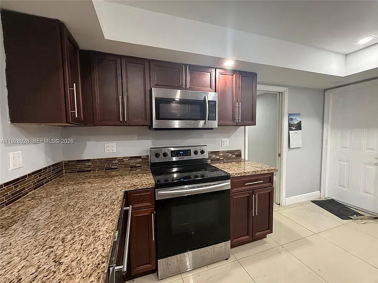 45 NW 99th St — Photo 10