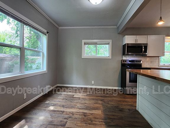 4th image of 1242 10th St N
