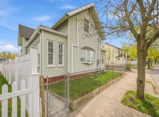 12 Howard St, Lynn, MA 01902