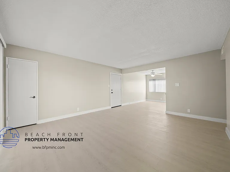 12236 Manor Dr. — Photo 23