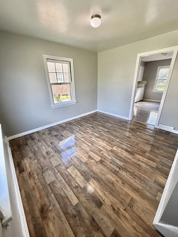 461 Francisca Ave. — Photo 4