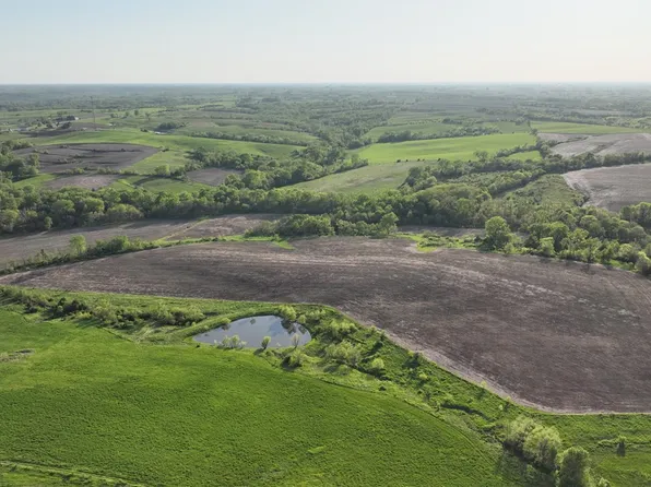 22380 S23 Hwy, Lacona, IA 50139