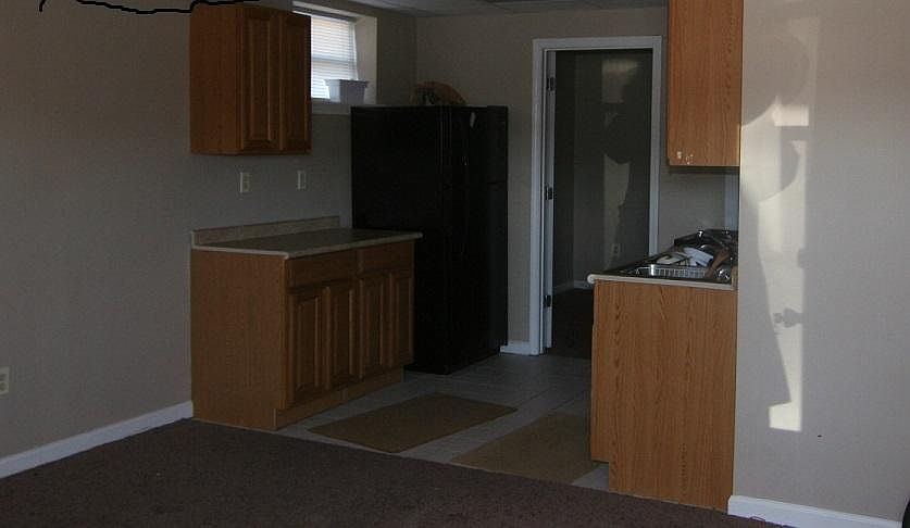 2nd image of 221 Lafayette St APT 2