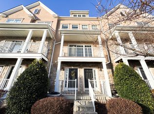 150 Justin Dr #42, West Chester, PA 19382