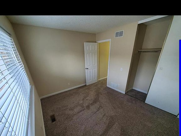 4th image of 9105 E Lehigh Ave APT 94