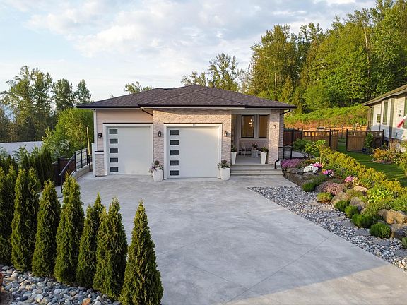 4th image of 8295 Nixon Rd #3