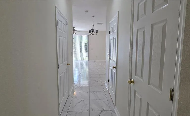 2027 Strathmill Dr — Photo 2