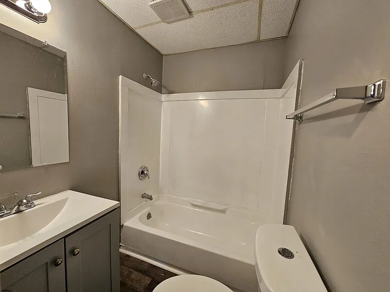 709 Adriatic Ave — Photo 13