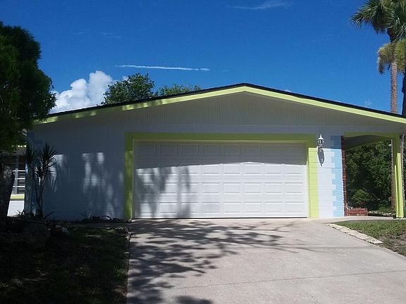 Two and a half Car Garage