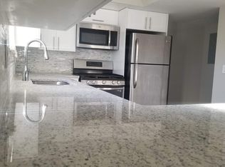 10282 S Golden Willow Dr, Sandy, UT 84070