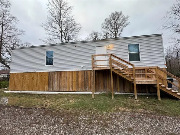 13985 Dove St, Maurepas, LA 70449