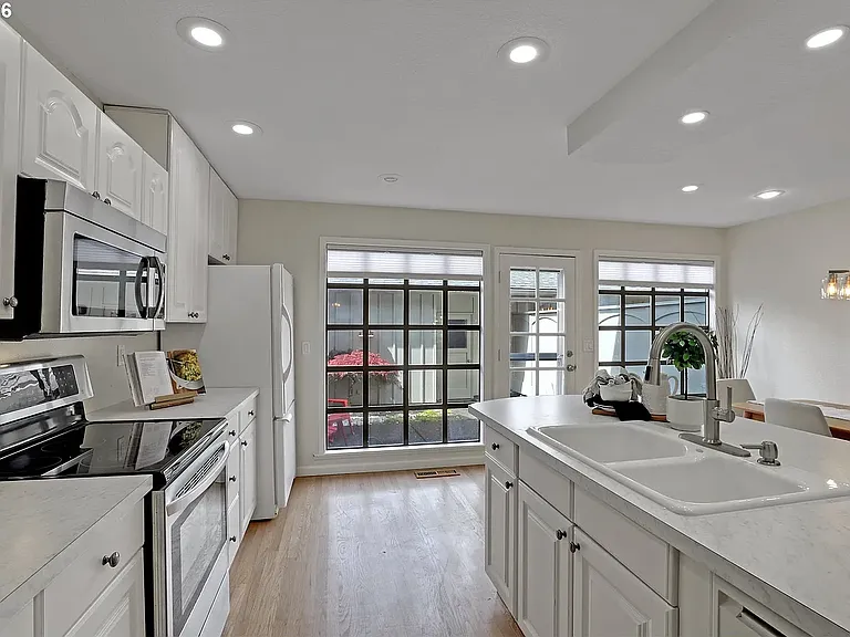 2449 NW 153rd Ave — Photo 8