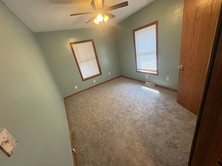787 Jason Ave — Photo 11