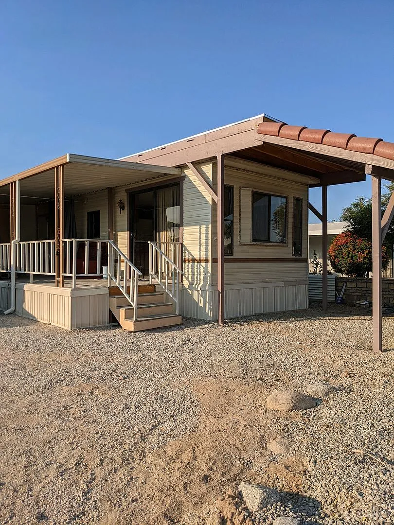1 Bedroom for Rent — Photo 2