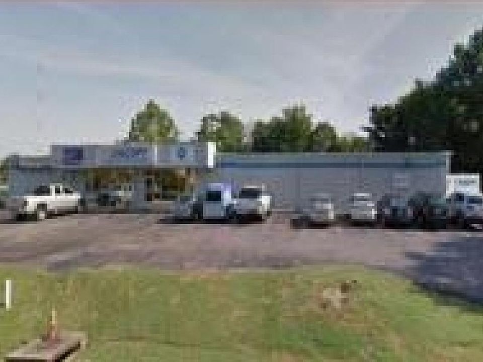 1st image of 5520 Shelby Oaks Dr