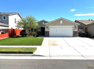 6117 Commonwealth Ave, Bakersfield, CA 93313