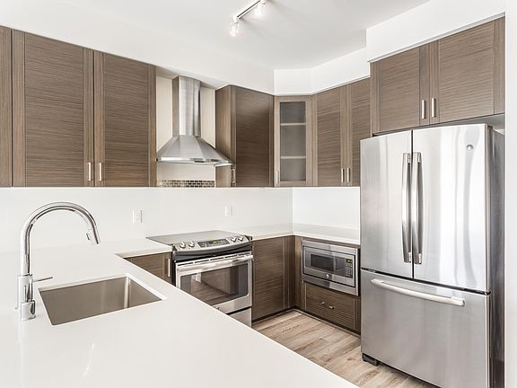 3rd image of 1760 Nw 56th St #214