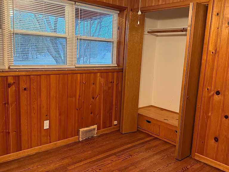 9641 Village Dr — Photo 18