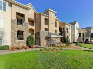 555 Rarity Bay Pkwy APT 302, Vonore, TN 37885