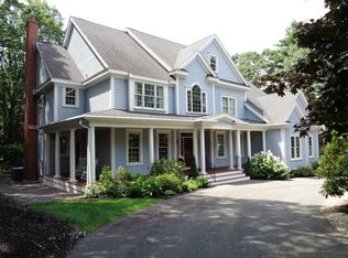 2 Fiske Rd, Lexington, MA 02420