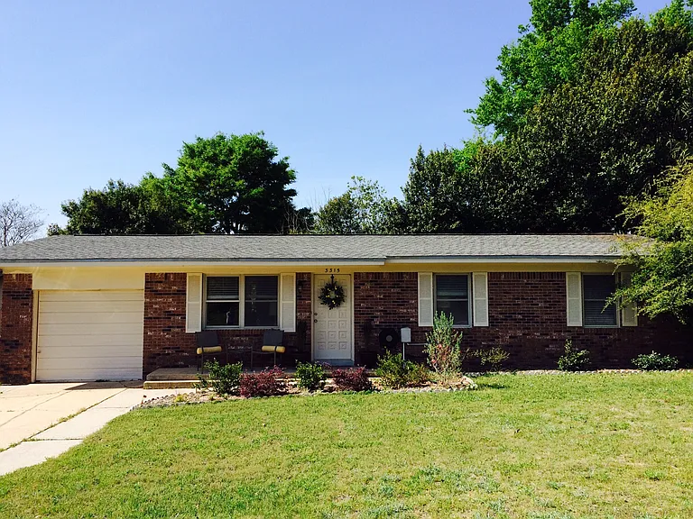 3315 Timberlane Dr — Photo 1