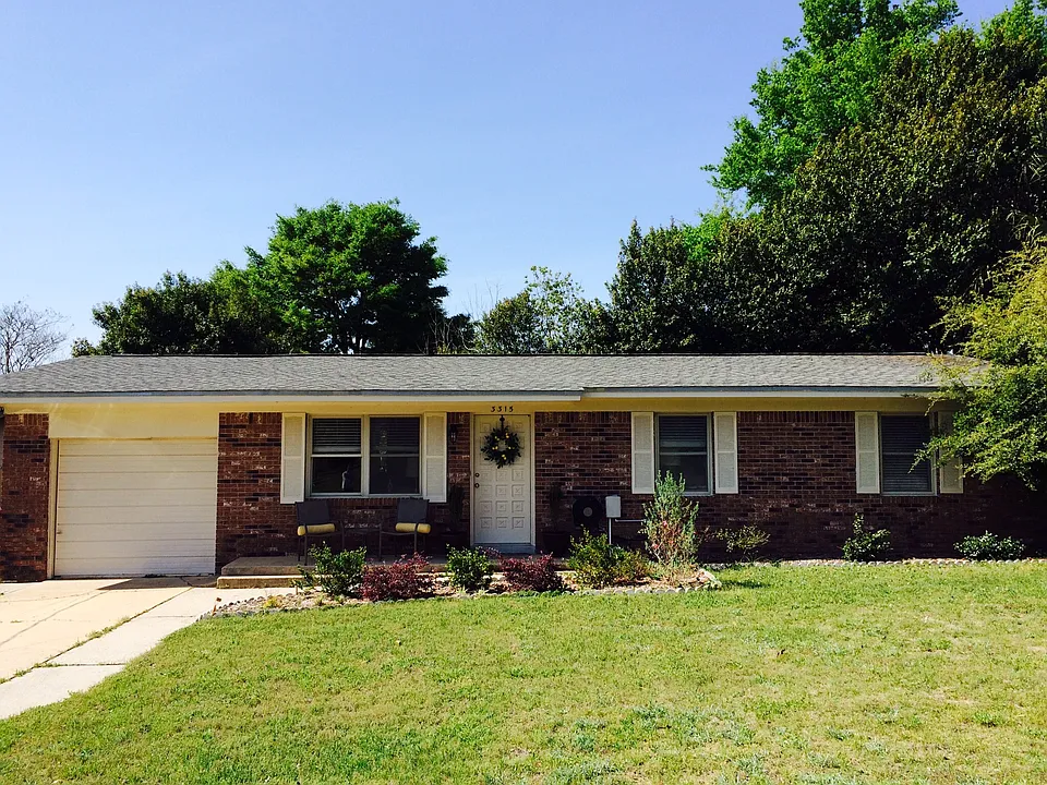 3315 Timberlane Dr