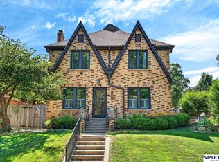 1724 N 51st St, Omaha, NE 68104