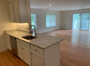 62 Prospect Rdg APT C2, Ridgefield, CT 06877