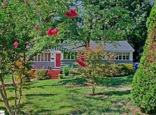 136 Briarwood Rd, Spartanburg, SC 29301