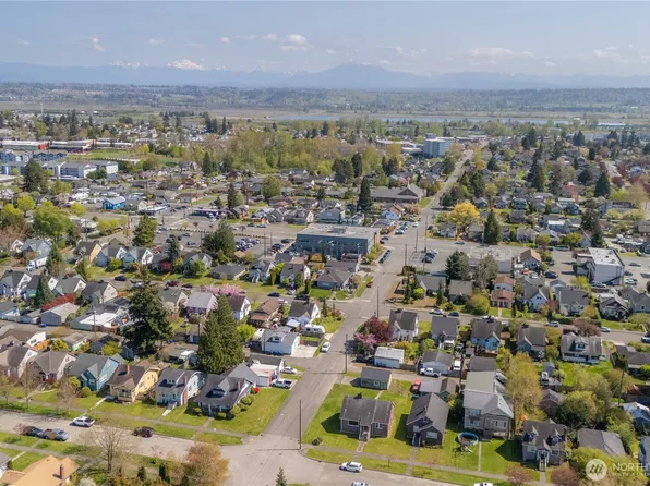 1501 Oakes Avenue, Everett, WA 98201