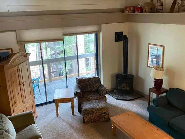 3156 Aspen Grove Rd, Truckee, CA 96161