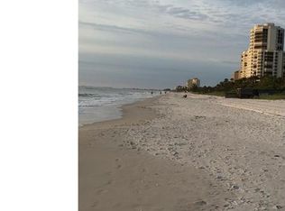 827 Hampton Cir, Naples, FL 34105